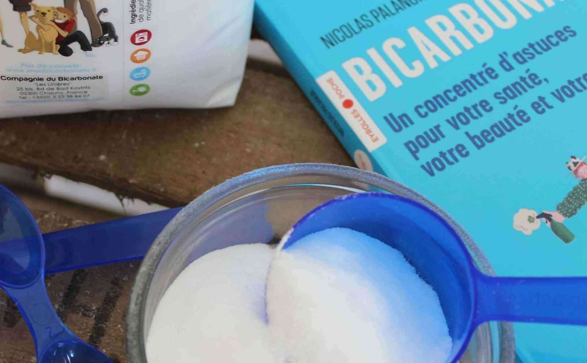 Bicarbonate de soude et sa cuillère